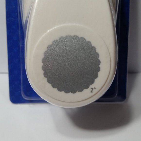 Lever Action Craft Punch Scalloped Edge Circle 2" - Picture 3 of 8